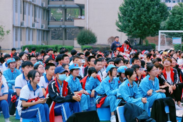 常德德才科技職業(yè)學校,常德招生就業(yè),電子商務(wù)專業(yè)學校,專業(yè)學校報考哪里好
